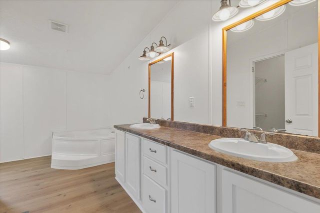 4140 County Road 467, Elgin, TX 78621