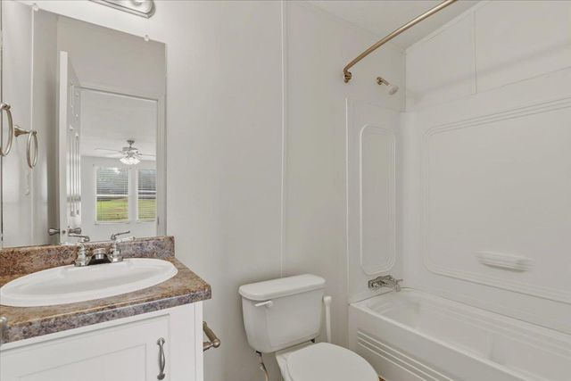 4140 County Road 467, Elgin, TX 78621