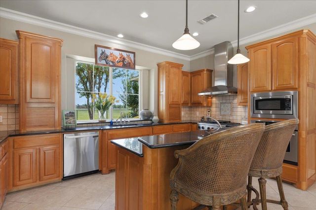 4140 County Road 467, Elgin, TX 78621