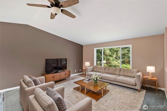 3980 Redemption Avenue SE, Port Orchard, WA 98366