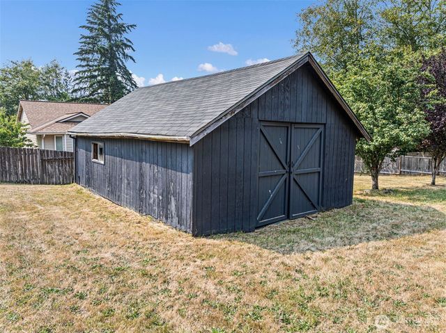 3980 Redemption Avenue SE, Port Orchard, WA 98366