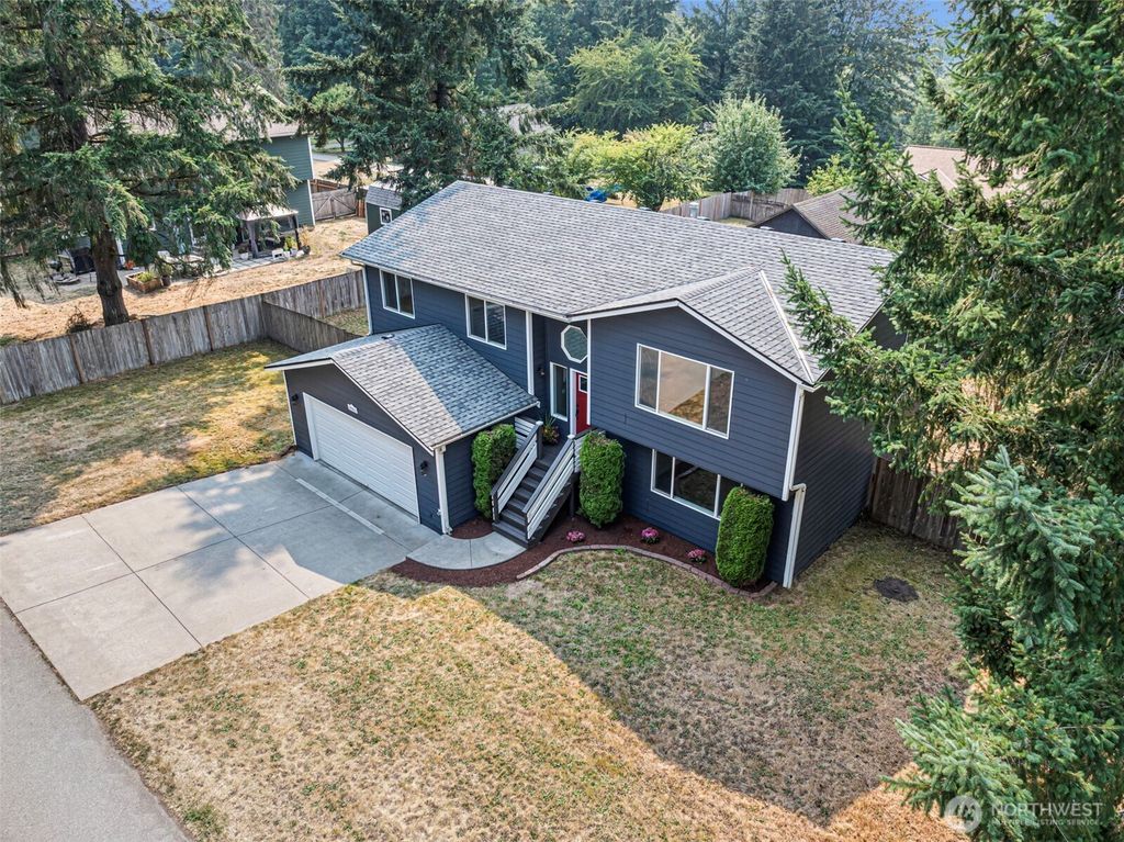 3980 Redemption Avenue SE, Port Orchard, WA 98366