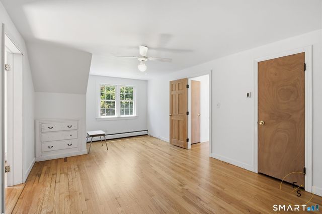 24 Amos Street, Hamden, CT 06518