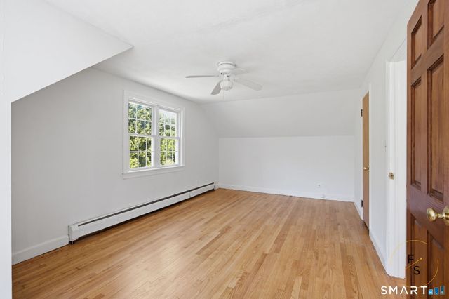 24 Amos Street, Hamden, CT 06518