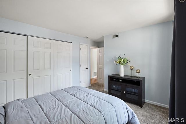 4531 Little Rock Road F, St Louis, MO 63128