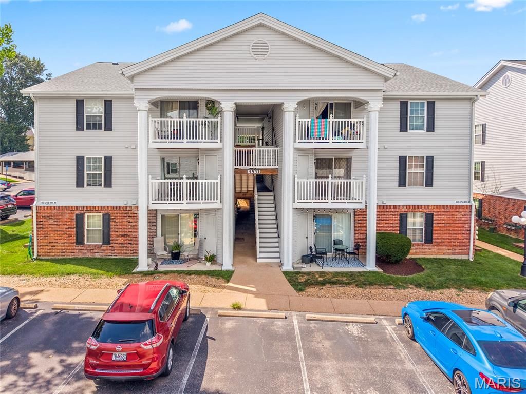 4531 Little Rock Road F, St Louis, MO 63128