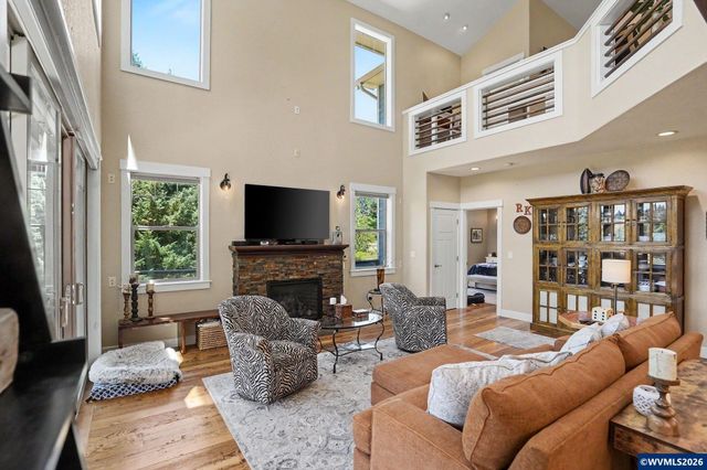 6965 Nichols Heights Wy SE, Salem, OR 97306