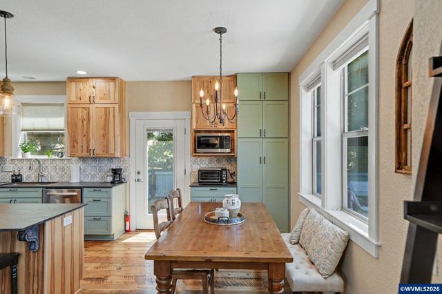 6965 Nichols Heights Wy SE, Salem, OR 97306