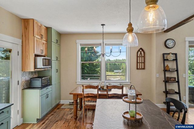 6965 Nichols Heights Wy SE, Salem, OR 97306