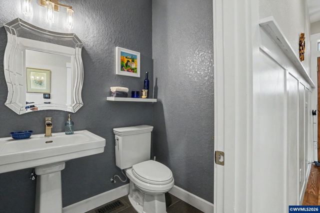 6965 Nichols Heights Wy SE, Salem, OR 97306
