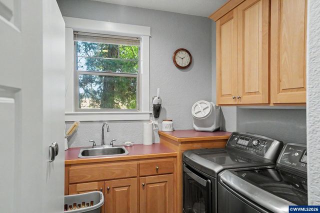 6965 Nichols Heights Wy SE, Salem, OR 97306