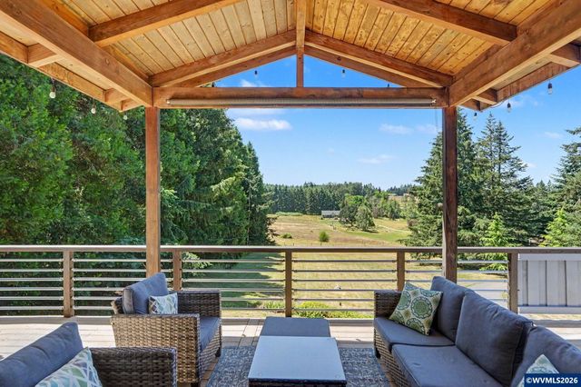 6965 Nichols Heights Wy SE, Salem, OR 97306