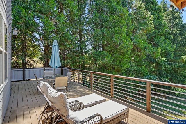6965 Nichols Heights Wy SE, Salem, OR 97306