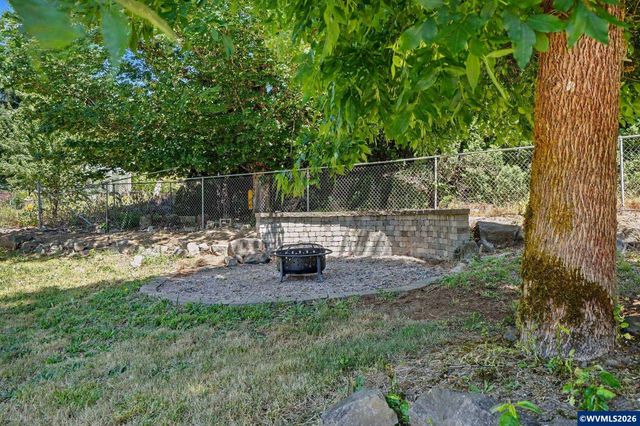 6965 Nichols Heights Wy SE, Salem, OR 97306