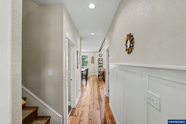 6965 Nichols Heights Wy SE, Salem, OR 97306