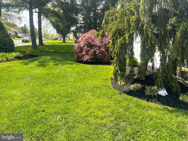 125 TRENT RD, Turnersville, NJ 08012