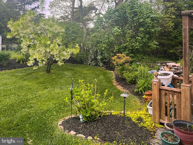 125 TRENT RD, Turnersville, NJ 08012