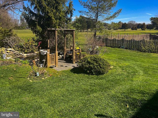 125 TRENT RD, Turnersville, NJ 08012