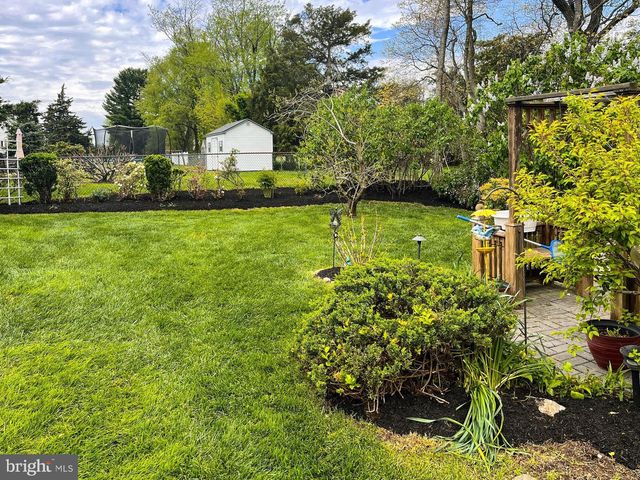 125 TRENT RD, Turnersville, NJ 08012