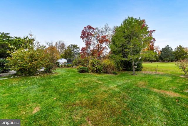 125 TRENT RD, Turnersville, NJ 08012