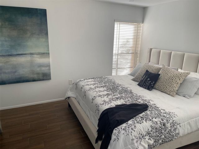 2347 BENEVA TERRACE 2251, Sarasota, FL 34232