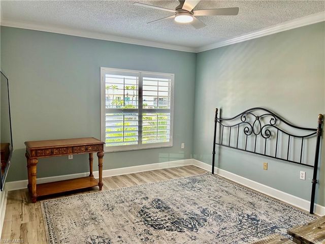 776 Willowbrook DR 808, Naples, FL 34108