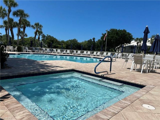 776 Willowbrook DR 808, Naples, FL 34108
