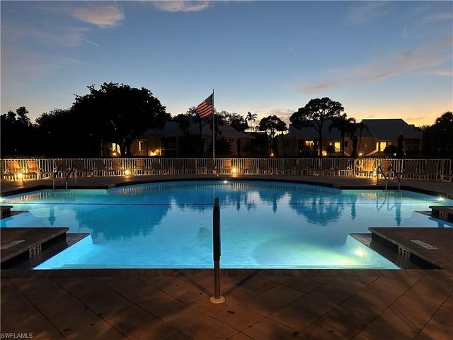 776 Willowbrook DR 808, Naples, FL 34108