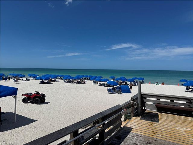 776 Willowbrook DR 808, Naples, FL 34108