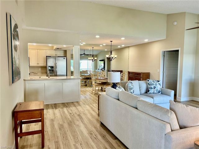 776 Willowbrook DR 808, Naples, FL 34108