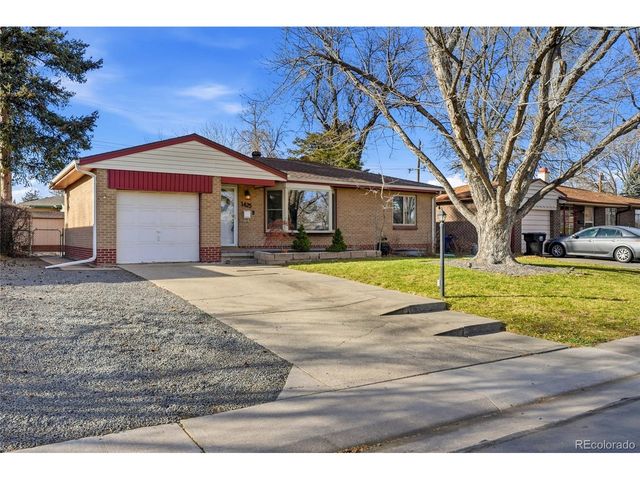 1425 S Eaton Ct, Lakewood, CO 80232