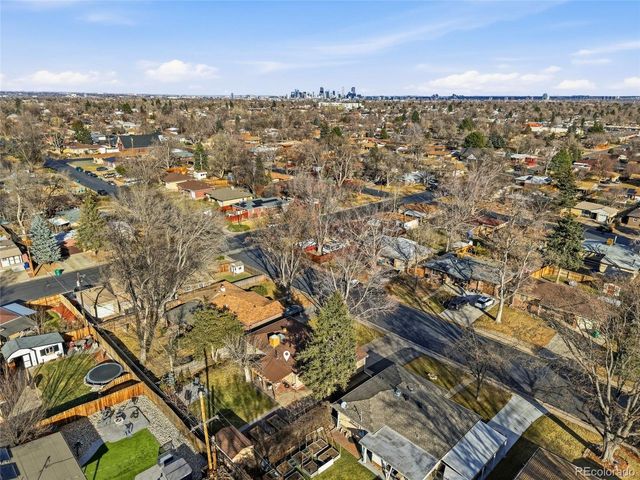 1425 S Eaton Ct, Lakewood, CO 80232