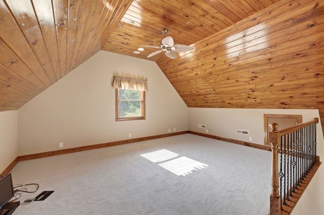244 Green Acres, Pelham, TN 37366