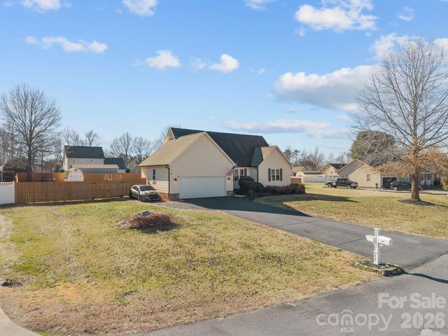 245 Castle Keep Road, Salisbury, NC 28146
