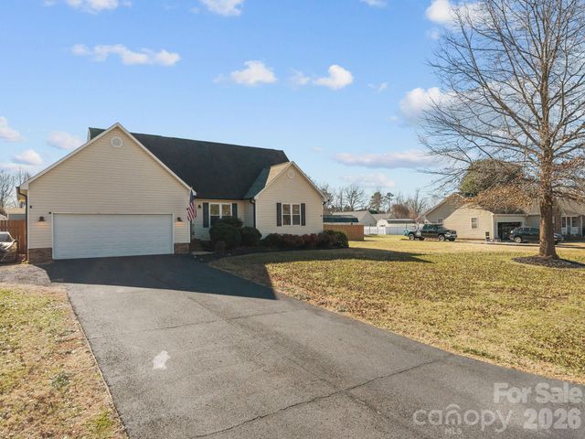 245 Castle Keep Road, Salisbury, NC 28146