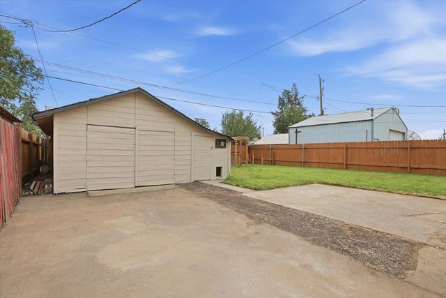 2914 N NELSON St, Spokane, WA 99207