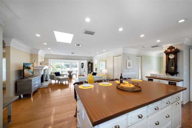 517 LOQUAT DRIVE, Anna Maria, FL 34216