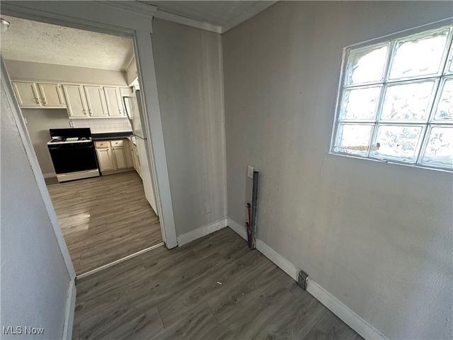 1915 Maple Avenue NE, Canton, OH 44714