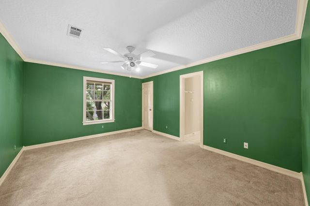 15 Hilshire Grove Lane, Houston, TX 77055