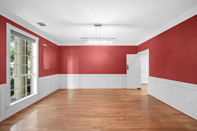 15 Hilshire Grove Lane, Houston, TX 77055