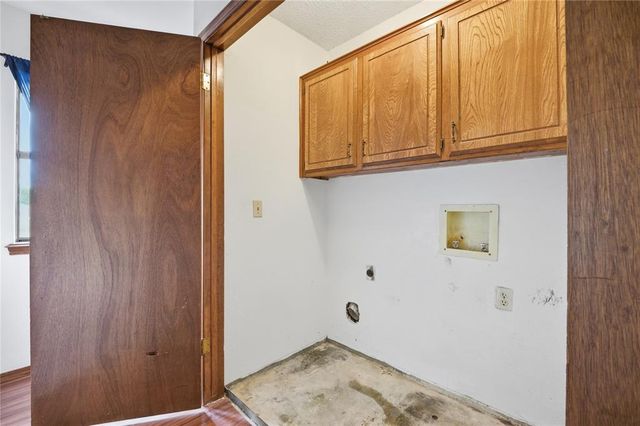 10124 Birkenhead Court 10124-26, Yukon, OK 73099