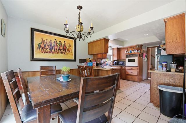 10124 Birkenhead Court 10124-26, Yukon, OK 73099
