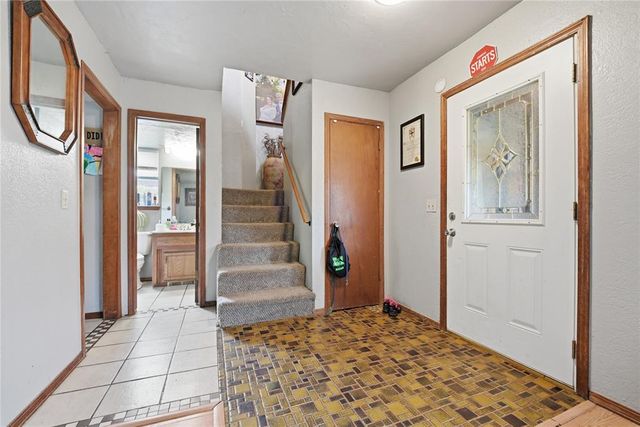 10124 Birkenhead Court 10124-26, Yukon, OK 73099