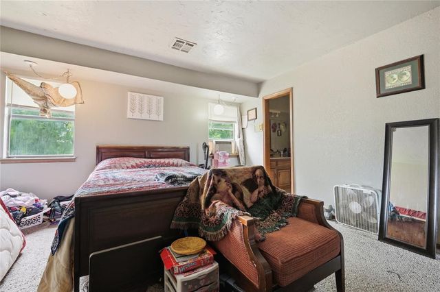 10124 Birkenhead Court 10124-26, Yukon, OK 73099