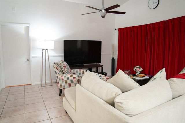 3 Hammond Place, Boynton Beach, FL 33426