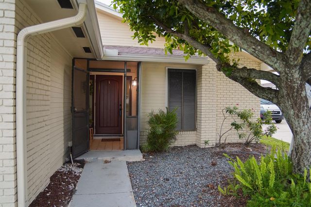 3 Hammond Place, Boynton Beach, FL 33426
