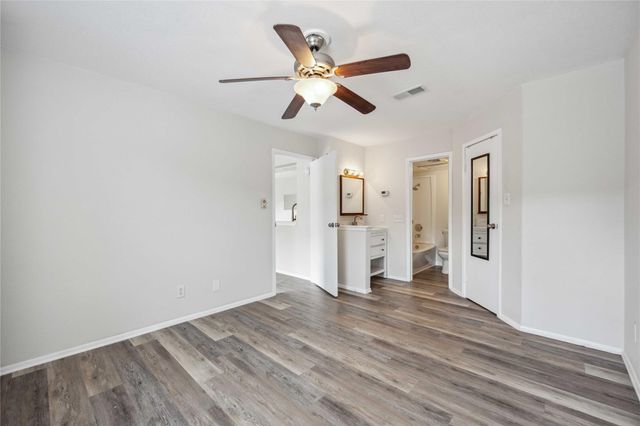 15534 Zabolio Drive 241, Houston, TX 77598