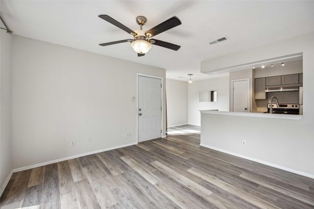 15534 Zabolio Drive 241, Houston, TX 77598