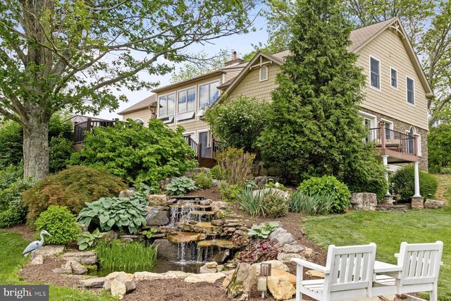 2965 ADAMS WAY, Riegelsville, PA 18077