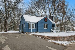 3040 W Michigan Avenue, Kalamazoo, MI 49006